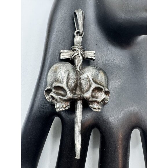 Alchemy Gothic Final Rest Pendant  Goth 2007 Skull Cross Pewter DISCONTINUED - Picture 1 of 6